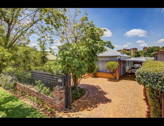 5 BEDROOM HOUSE FOR SALE IN KENSINGTON